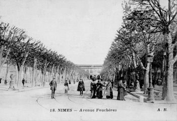 N&icirc;mes vers 1916: Avenue Feuch&egrave;res